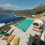 Aris-apea Casa de Férias Liménion