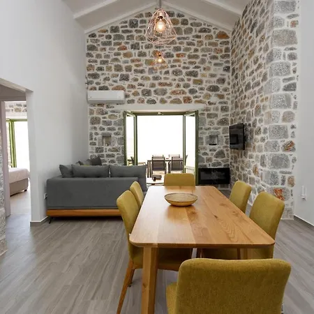 Aris-apea 別荘 Liménion